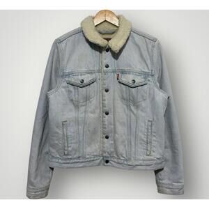 Levi’s Premium Sherpa Lined Denim Trucker Jacket Light Wash Size L Womens